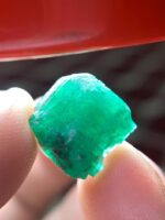 Discover the Timeless Beauty of an 8.00 Ct Emerald Crystal - Image 5