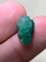 6.51ct Swat Emerald Crystal (14x9x7mm) – Untreated Natural Green Gem from Pakistan - Image 7