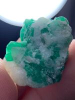 Rare 47.53ct Emerald Specimen from Swat – A Striking Crystal of Natural Elegance (26x21x15mm) - Image 3
