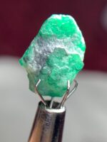 5.42ct Swat Valley Emerald Crystal – Natural Deep Green Gemstone - Image 9