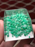 53.70 Carat Swat Emerald Rough Lot: Versatile Crystals for Balanced Gem Design - Image 2