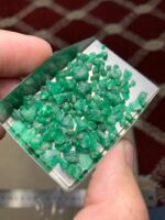 53.70 Carat Swat Emerald Rough Lot: Versatile Crystals for Balanced Gem Design - Image 14