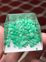53.70 Carat Swat Emerald Rough Lot: Versatile Crystals for Balanced Gem Design - Image 4