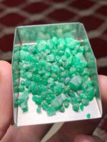 53.70 Carat Swat Emerald Rough Lot: Versatile Crystals for Balanced Gem Design - Image 8