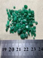 Compact Power: 57.90 ct Emerald Rough Lot from Swat Valley - Image 12