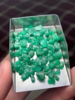 Volumetric Strength: 55.90 ct Emerald Rough Lot from Swat Valley - Image 14