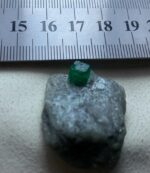 Discover the Beauty and Rarity of a 59.10 ct Emerald Specimen: A Gemstone of Timeless Elegance - Image 10