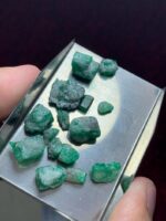 39.55ct Swat Emerald Rough Lot – Natural Beauty in Raw Form - Image 2