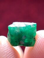2.40ct Swat Emerald Crystal – Natural Green Brilliance in a Compact Form - Image 5