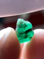 1.61ct Swat Emerald Crystal — A Vivid Green Gem from Pakistan’s Emerald Valley - Image 3