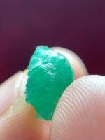 4.15ct Natural Emerald Crystal from Swat – Long Elegance and Pure Green Brilliance - Image 4