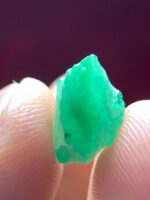 4.15ct Natural Emerald Crystal from Swat – Long Elegance and Pure Green Brilliance - Image 5
