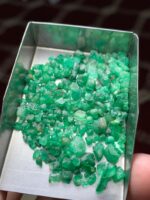 41.73 Carat Swat Emerald Rough Lot, Natural Crystals - Image 9