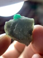 32.30 ct Swat Emerald: A Deep, Concentrated Gemstone of Vivid Green - Image 5