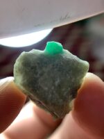 32.30 ct Swat Emerald: A Deep, Concentrated Gemstone of Vivid Green - Image 6