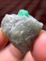 32.30 ct Swat Emerald: A Deep, Concentrated Gemstone of Vivid Green - Image 7