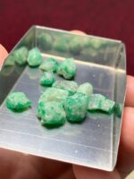 31.95ct Swat Emerald Rough Lot – Bright Green Crystal with Excellent Clarity - Image 3