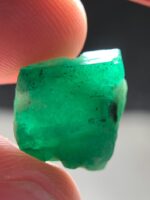 Majestic Green: 13.78ct Swat Emerald Crystal – A Masterpiece of Natural Beauty - Image 9