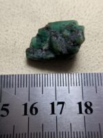 23.40 ct Swat Emerald: A Slender Crystal With Deep Green Brilliance - Image 8