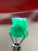 Small in Size, Rich in Soul: 4.28 ct Emerald Crystal from Swat - Image 5