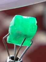 A Balanced Beauty — The 2.90-Carat Swat Emerald Crystal - Image 7