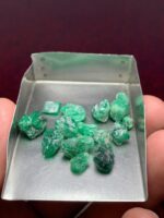 Unearthed Excellence: 38.55ct Swat Emerald Rough Lot - Image 7