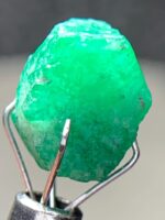 Raw Perfection – 6.08ct Emerald Crystal from Swat Valley - Image 9