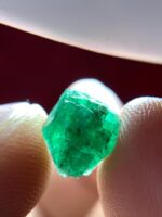 2.465 ct Swat Emerald Crystal – Compact and Vibrant Natural Gem - Image 5