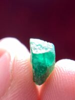 2.465 ct Swat Emerald Crystal – Compact and Vibrant Natural Gem - Image 6