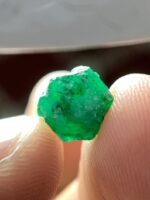 The Majesty of a 2.56 Carat Swat Emerald Crystal - Image 3