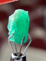 The Allure of a 3.20 ct Panjshir Emerald Crystal - Image 4