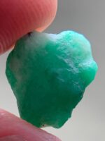 9.20ct Emerald Crystal from Swat – Natural 12×10×10mm Green Gemstone - Image 6