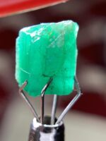 The Allure of a 3.20 ct Panjshir Emerald Crystal - Image 10