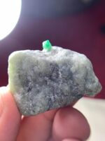 A Natural Marvel: 143 ct Emerald Specimen from Swat, Pakistan - Image 2