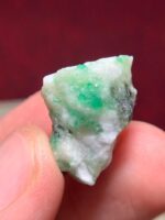 31.05ct Swat Emerald Specimen – Vivid Green Crystal - Image 3