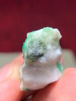31.05ct Swat Emerald Specimen – Vivid Green Crystal - Image 7