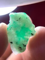 Brilliant 9.25ct Emerald Specimen from Swat – Compact Elegance in Crystal Form - Image 2
