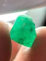 A Symphony in Green: 3.30ct Swat Emerald Crystal (8.20 × 8.30 × 7.10 mm) - Image 12