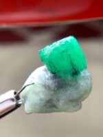 13.10 Carat Swat Emerald Specimen – A Natural Crystal Showcase - Image 3