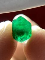 1.61ct Swat Emerald Crystal – A Refined Expression of Natural Elegance - Image 9