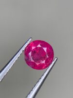 0.75ct Round Faceted Afghan Ruby: A Timeless Spark in Scarlet - Image 3