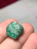 17.85ct Swat Emerald Crystal – Bold Color, Natural Form, Collector’s Grade - Image 2