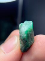 17.85ct Swat Emerald Crystal – Bold Color, Natural Form, Collector’s Grade - Image 4