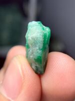 17.85ct Swat Emerald Crystal – Bold Color, Natural Form, Collector’s Grade - Image 6