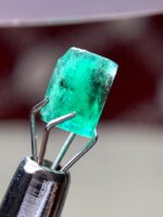 1.31 ct Swat Emerald Crystal — Graceful Green Gem - Image 7