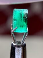 1.31 ct Swat Emerald Crystal — Graceful Green Gem - Image 11