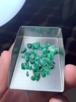 A Detailed Look at a 20.15-Carat Emerald Rough Lot from Swat Valley - Image 13