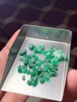 A Detailed Look at a 20.15-Carat Emerald Rough Lot from Swat Valley - Image 4