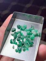 A Detailed Look at a 20.15-Carat Emerald Rough Lot from Swat Valley - Image 5