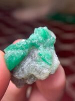 30.85 ct Swat Emerald Specimen – Compact Natural Crystal Beauty - Image 11